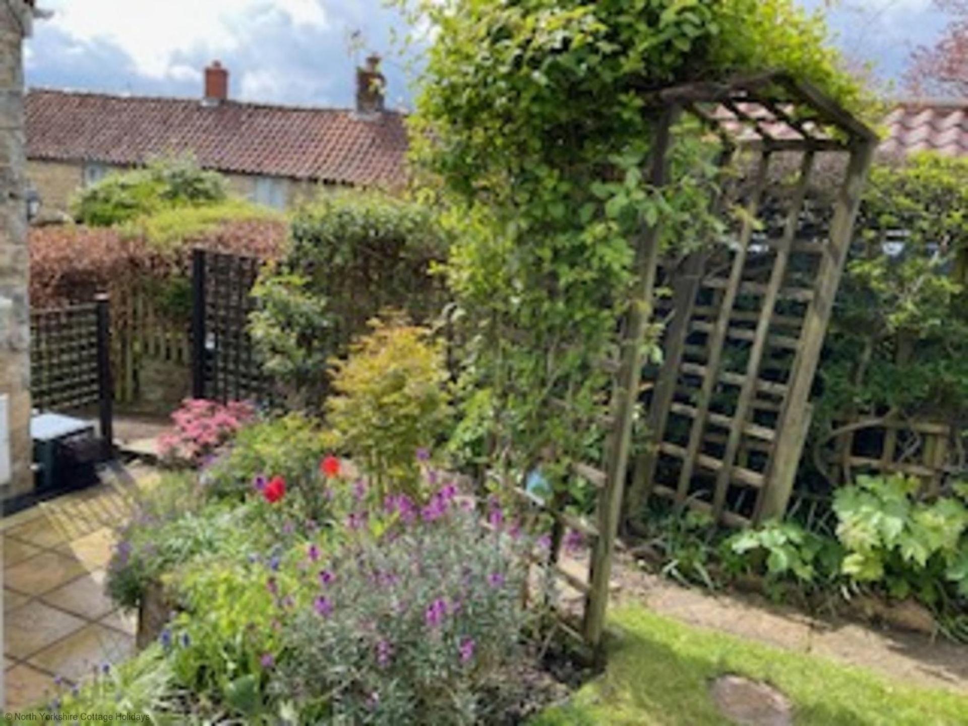 Picturesque Stone Cottage In The Heart Of North Yorkshire Village - Hideaway Cottage Екстер'єр фото